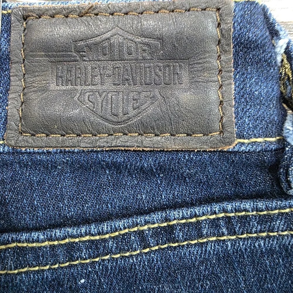 NWT Harley-Davidson Women's Straight Mid-Rise Jeans Dark Blue Size 30P